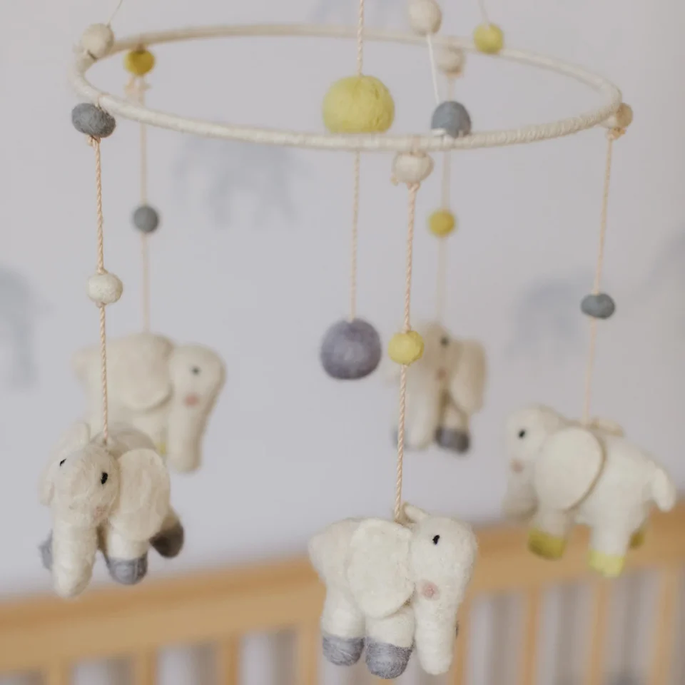 Móvil Desfile de Elefantes